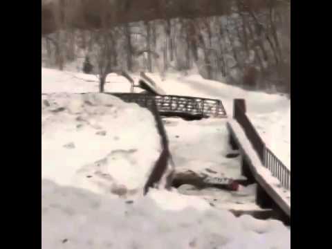 SnowBoard Fail.Vine Video