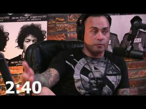 Joe Rogan Gives Advice on Strength Training and Not Going to Muscle Failure