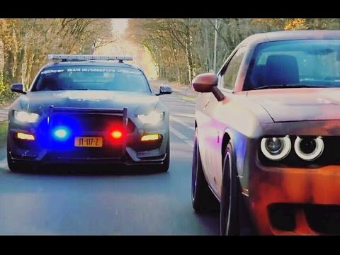 Street Racers VS Police FAIL & WIN BEST COMPILATION 2017 🚔